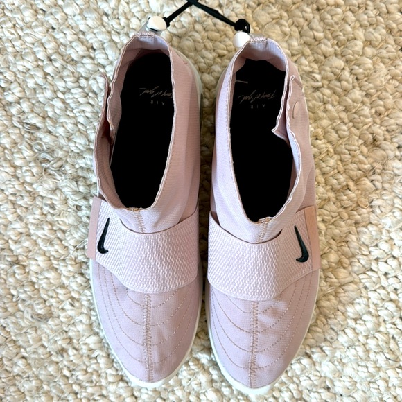 Fear of God|Nike Collab Sneaker in Particle Beige, Size 10 - Picture 10 of 11